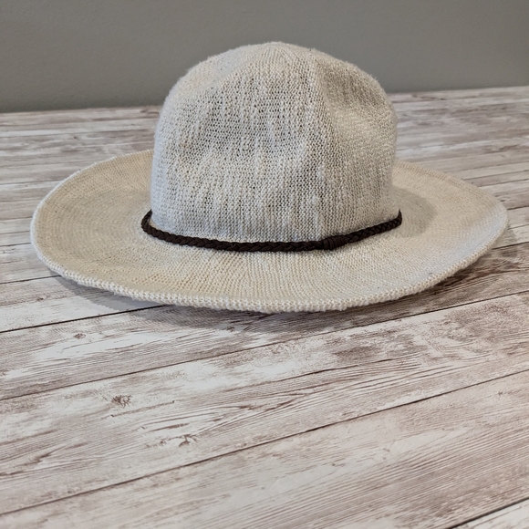 Urban Outfitters Staring at Stars Cotton Woven Floppy Soft Hat Natural - Picture 9 of 13